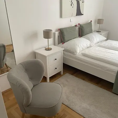 Congress Apartment